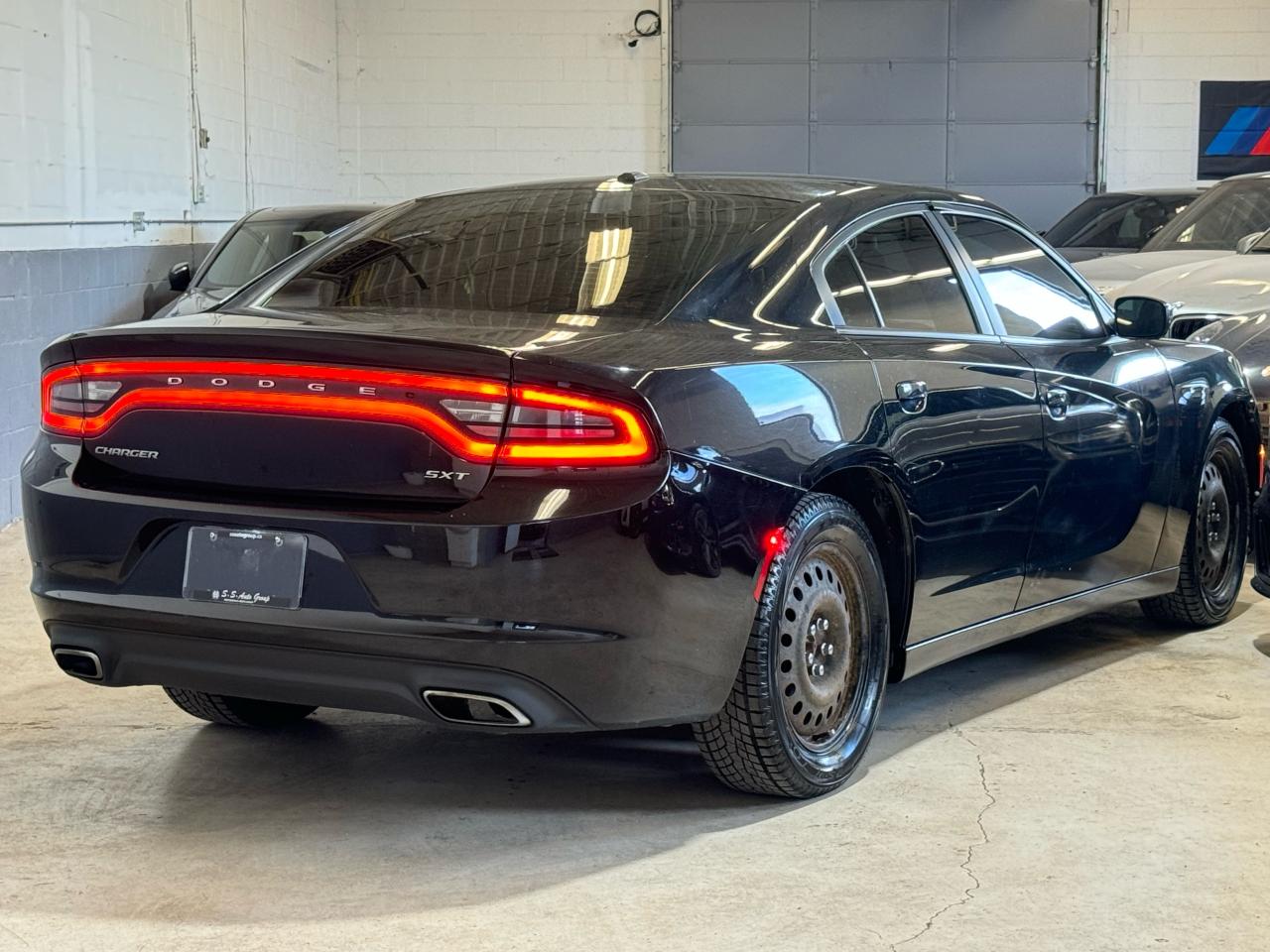 2016 Dodge Charger SXT|ALPINE SOUND|CLEAN CARFAX|HEATED SEATS| - Photo #4
