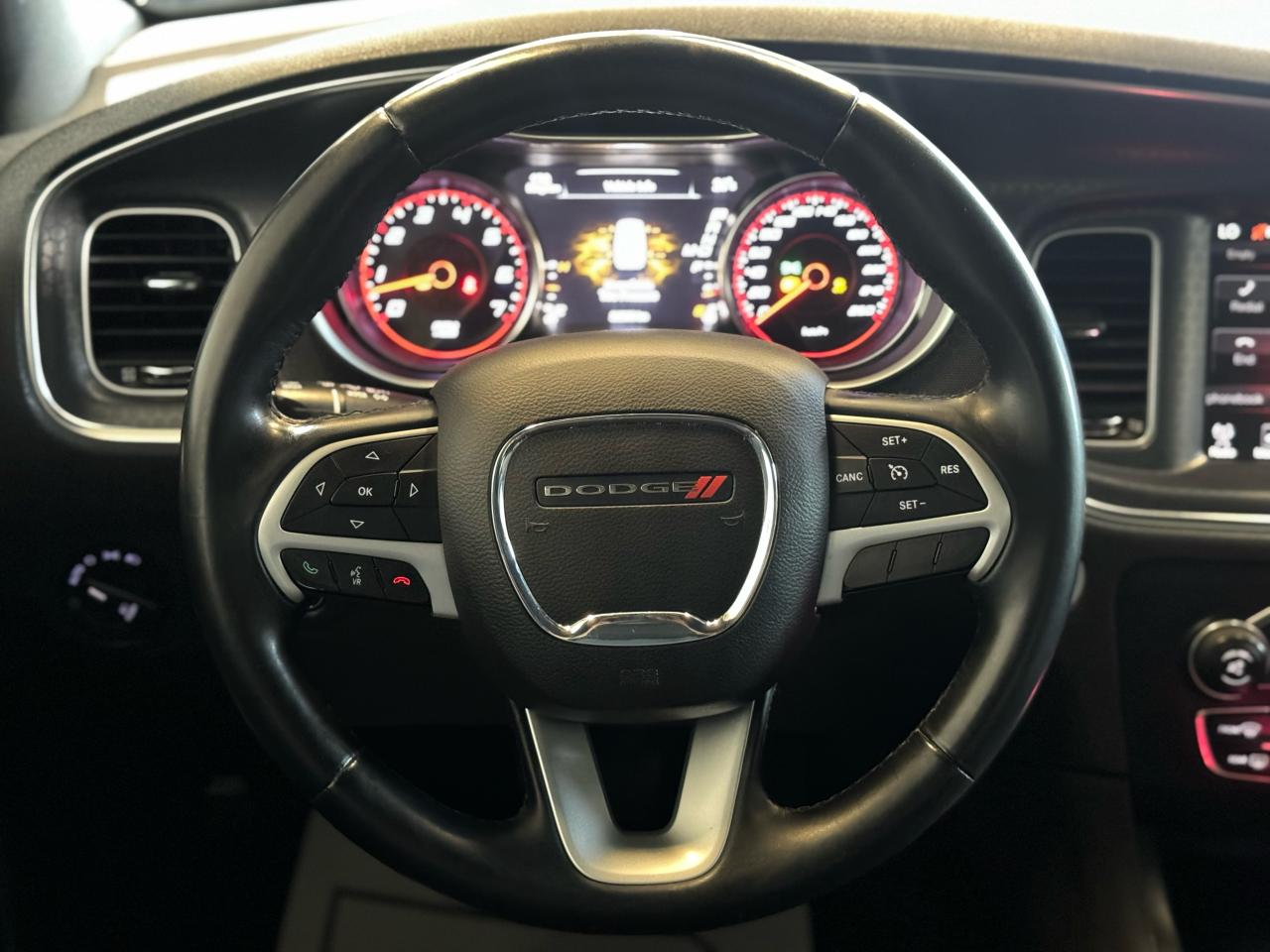2016 Dodge Charger SXT|ALPINE SOUND|CLEAN CARFAX|HEATED SEATS| - Photo #12