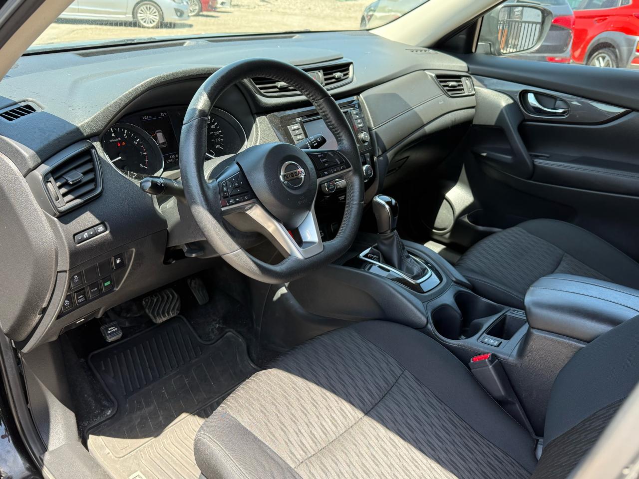2020 Nissan Rogue SL | Backup Camera | Heated Seats | Bluetooth - Photo #9