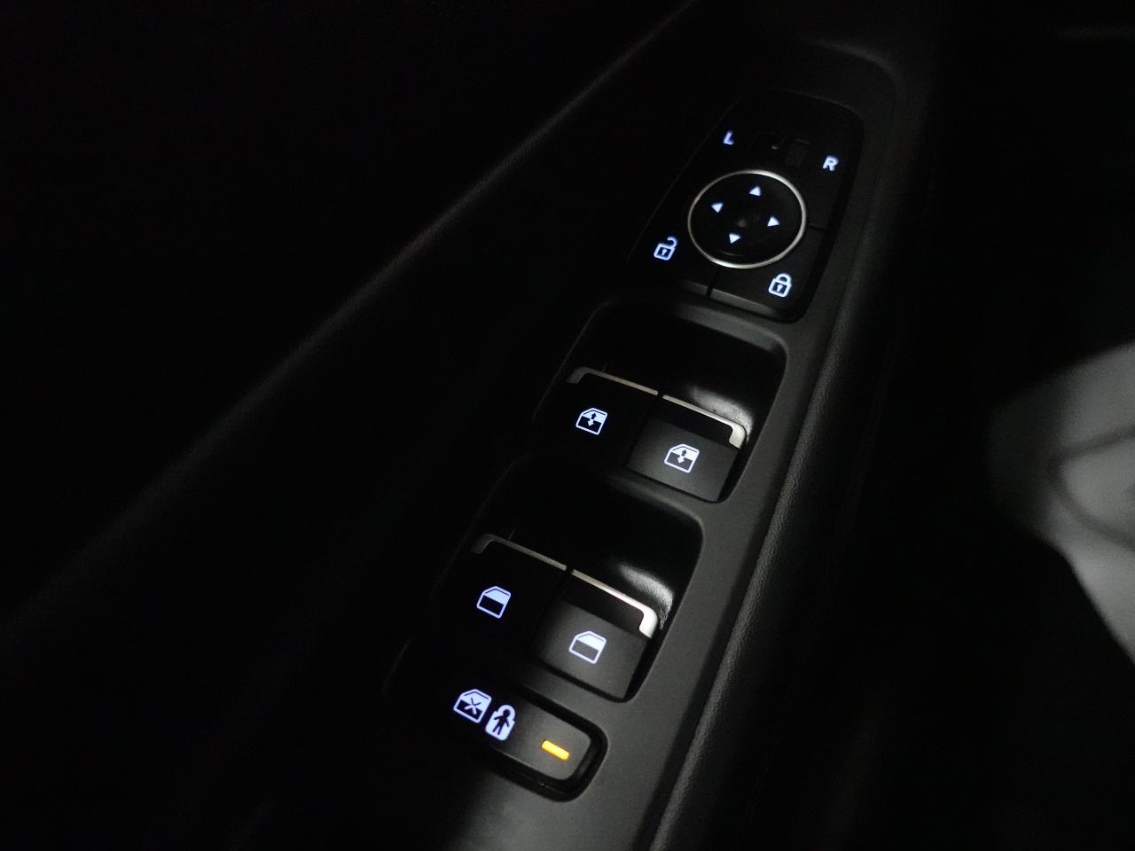 2022 Hyundai Santa Fe URBAN | AWD | Leather | SmartSense | Power Hatch