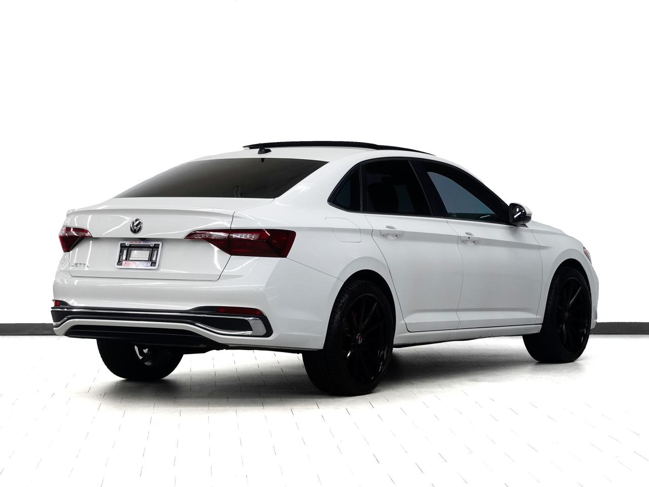2024 Volkswagen Jetta HIGHLINE | Nav | Leather | Panoroof | DigitalDash