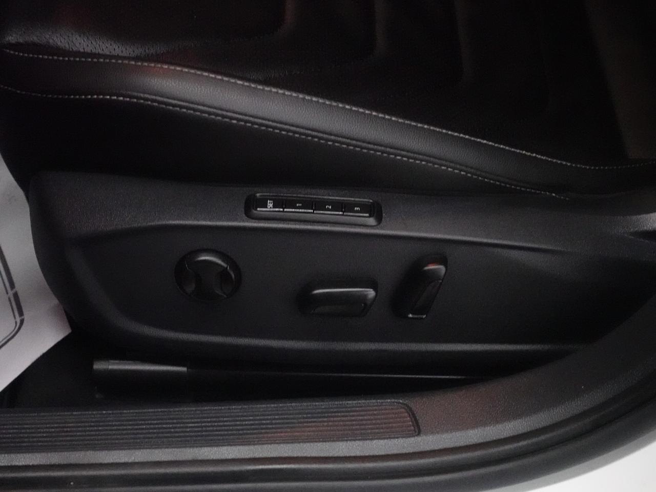 2024 Volkswagen Jetta HIGHLINE | Nav | Leather | Panoroof | DigitalDash Photo