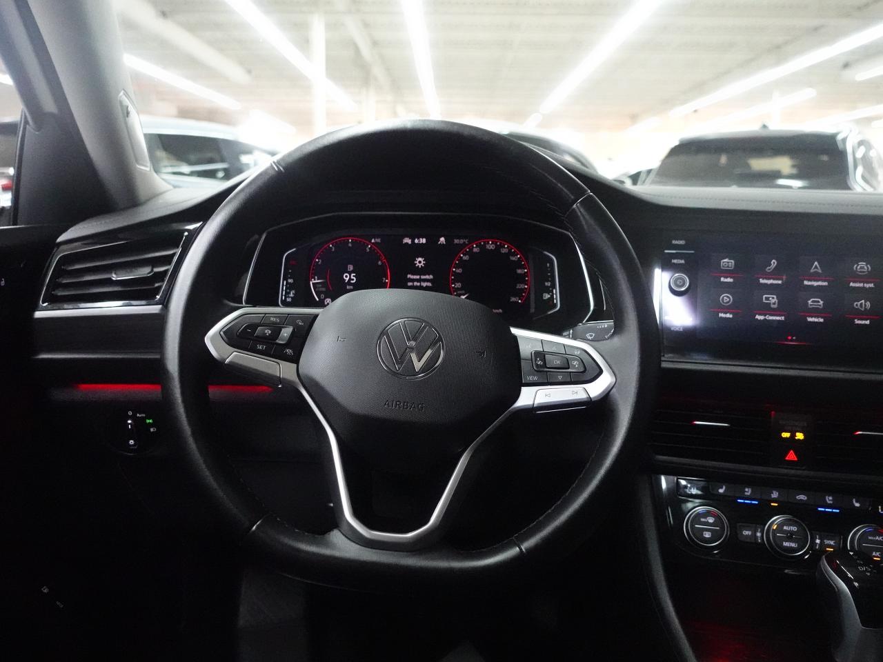 2024 Volkswagen Jetta HIGHLINE | Nav | Leather | Panoroof | DigitalDash