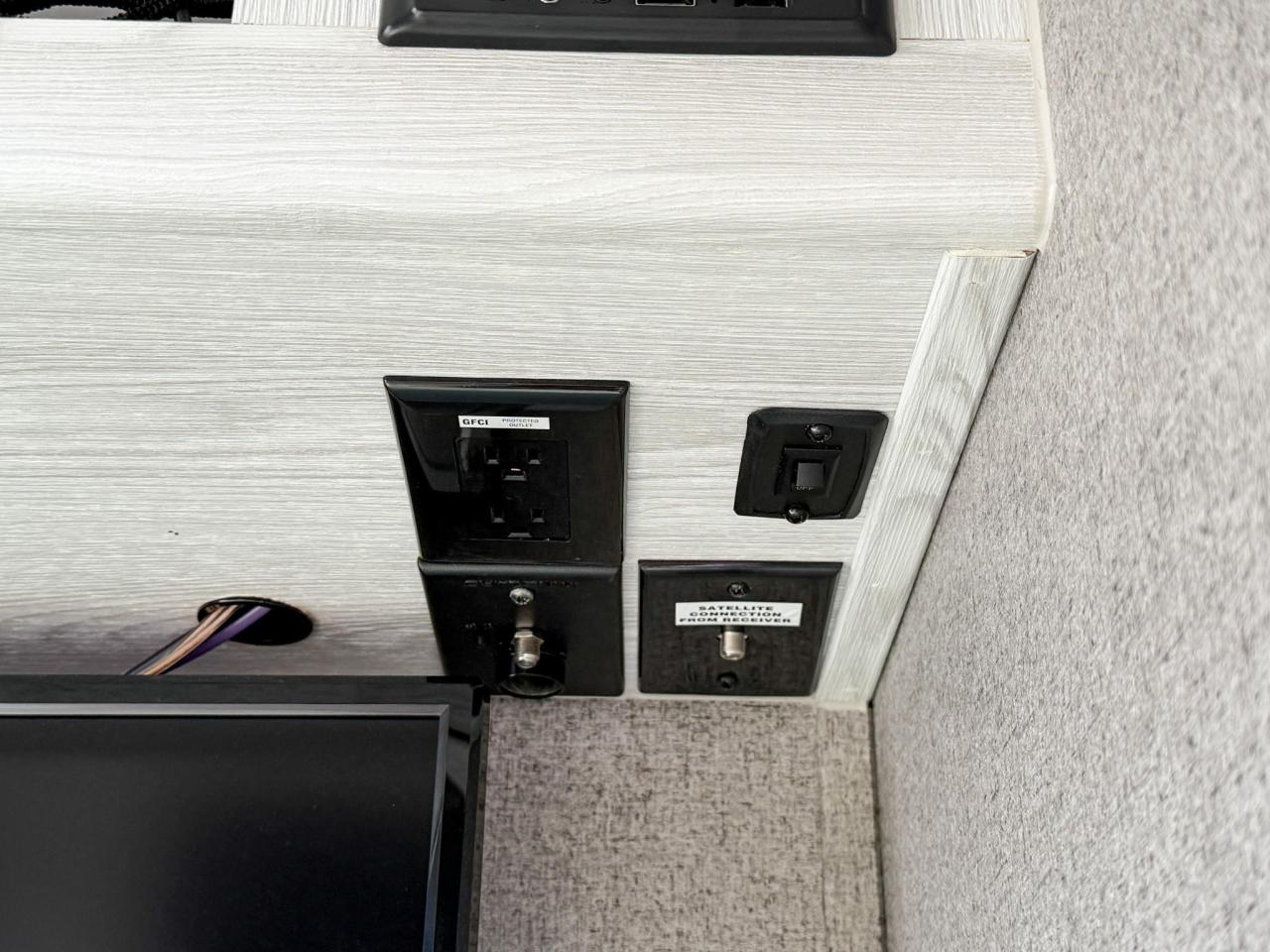 2020 Forest River E-PRO 12RK TRAILER FOREST RIVER FLAGSTAFF E-PRO 12RK Photo