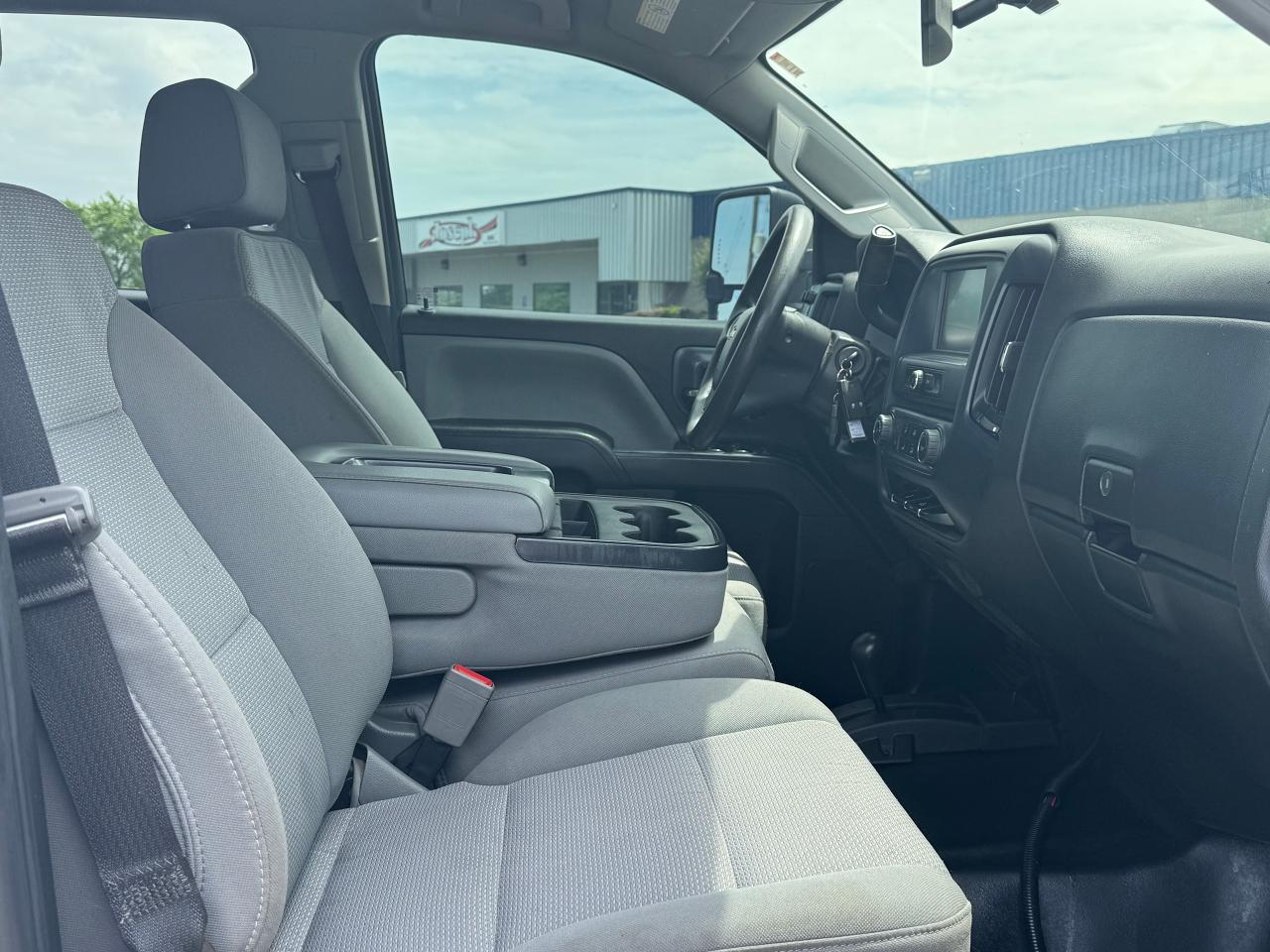 2019 Chevrolet Silverado 2500 Work Truck **TONS OF SERVICE RECORDS** - Photo #28