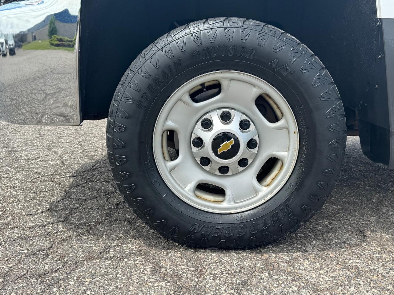 2019 Chevrolet Silverado 2500 Work Truck **TONS OF SERVICE RECORDS** - Photo #17