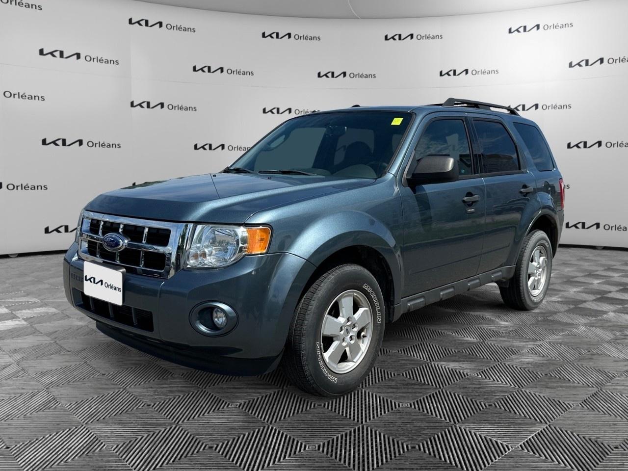 Used 2011 Ford Escape FWD 4DR V6 AUTO XLT for sale in Orleans, ON