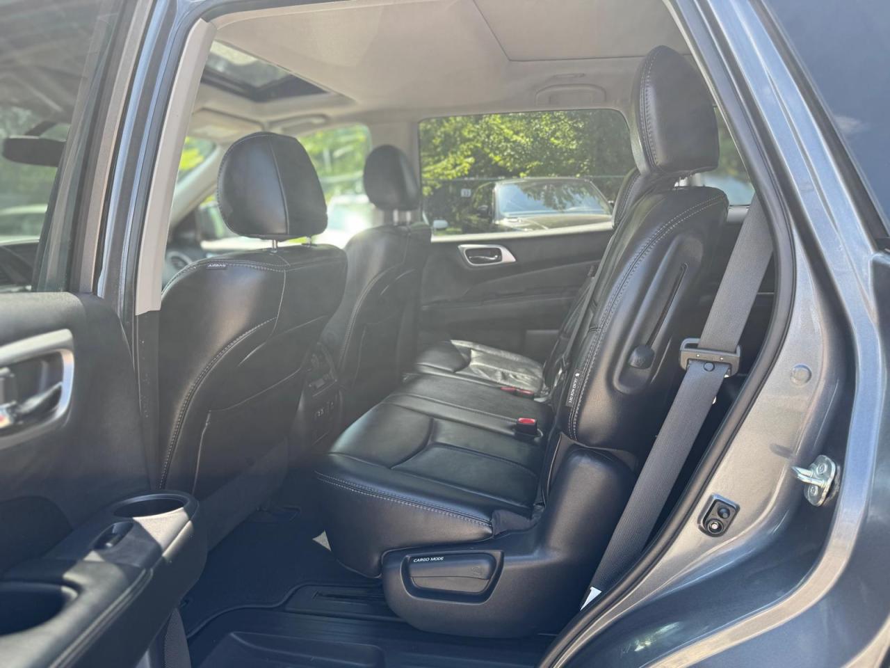 2019 Nissan Pathfinder AUTO 4X4 NO ACCIDENT NAVI 360 CAM HEATED SEATS B-T - Photo #11