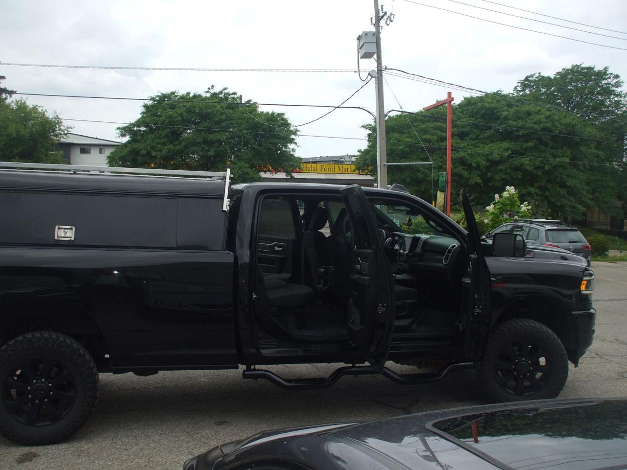 2019 RAM 2500 Big Horn 4x4 Crew Cab 8' Box