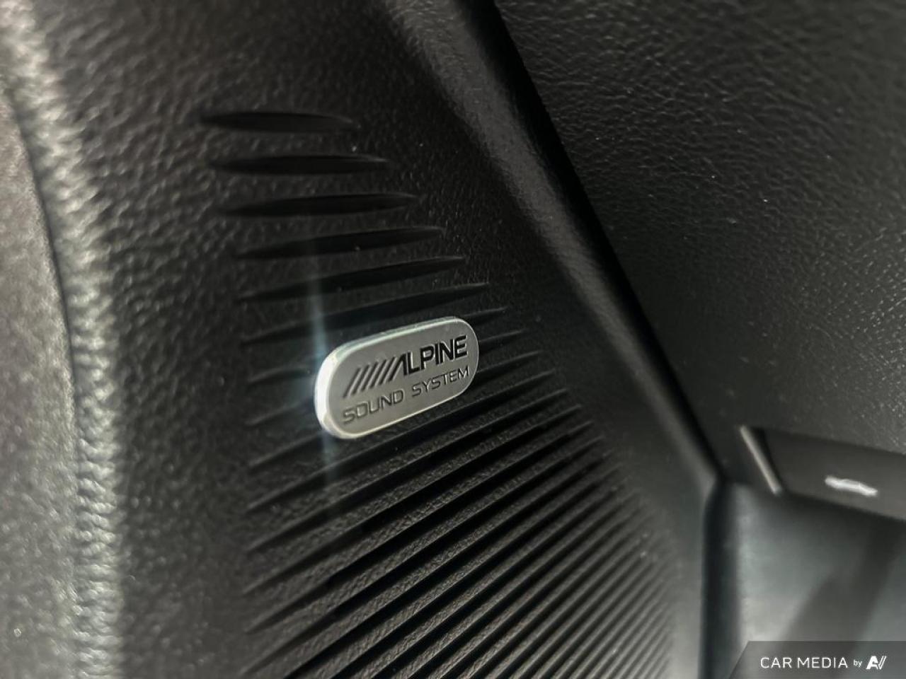 2022 Dodge Challenger GT / NO ACCIDENTS / AWD / ROOF / LEATHER / AUTO - Photo #19