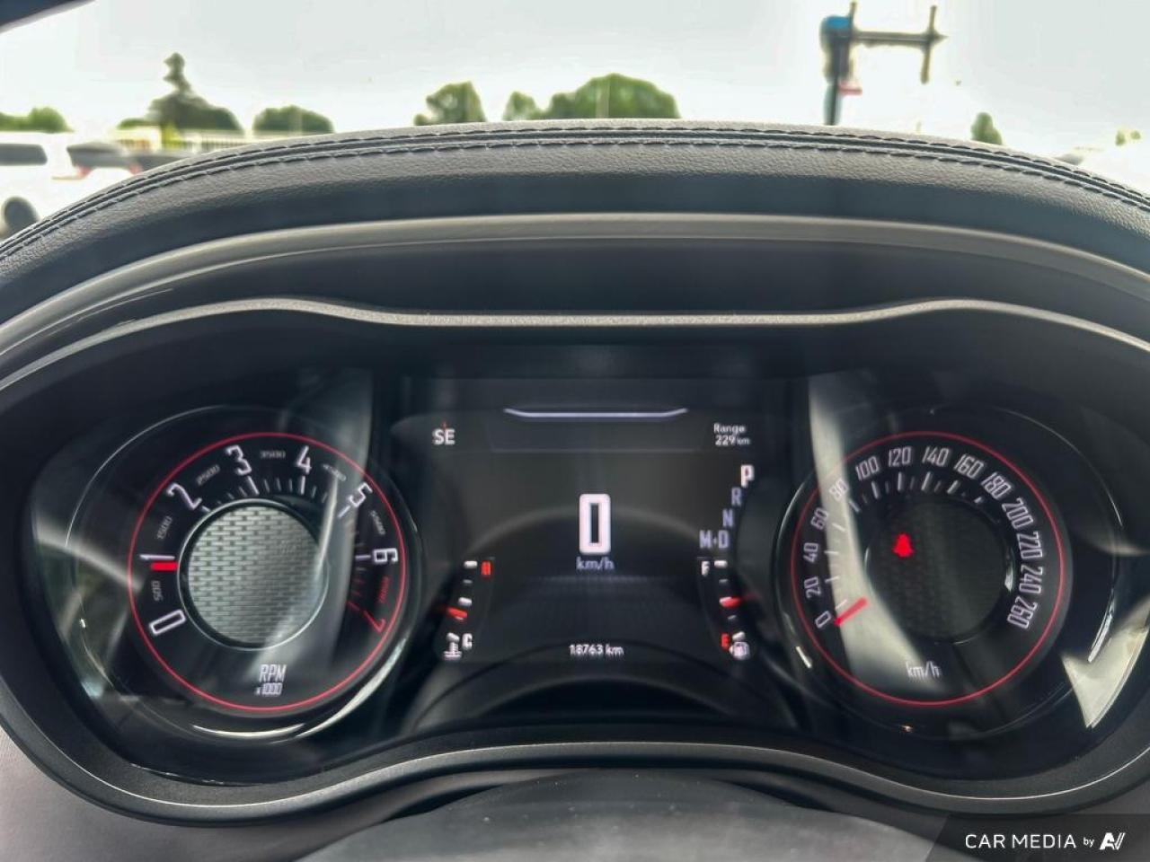 2022 Dodge Challenger GT / NO ACCIDENTS / AWD / ROOF / LEATHER / AUTO - Photo #13