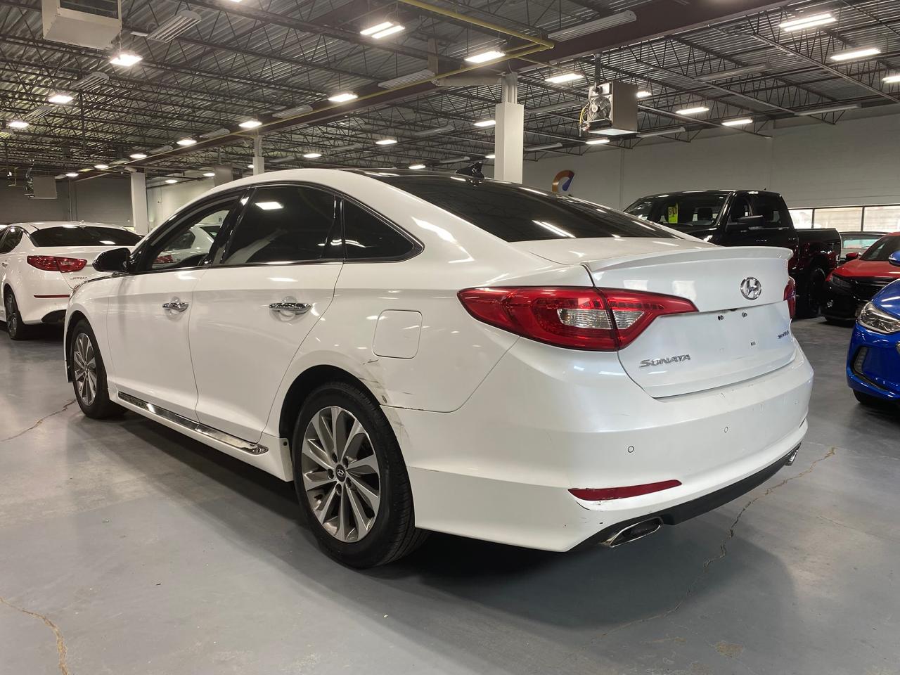 2016 Hyundai Sonata 2.4L Sport Tech - Photo #3
