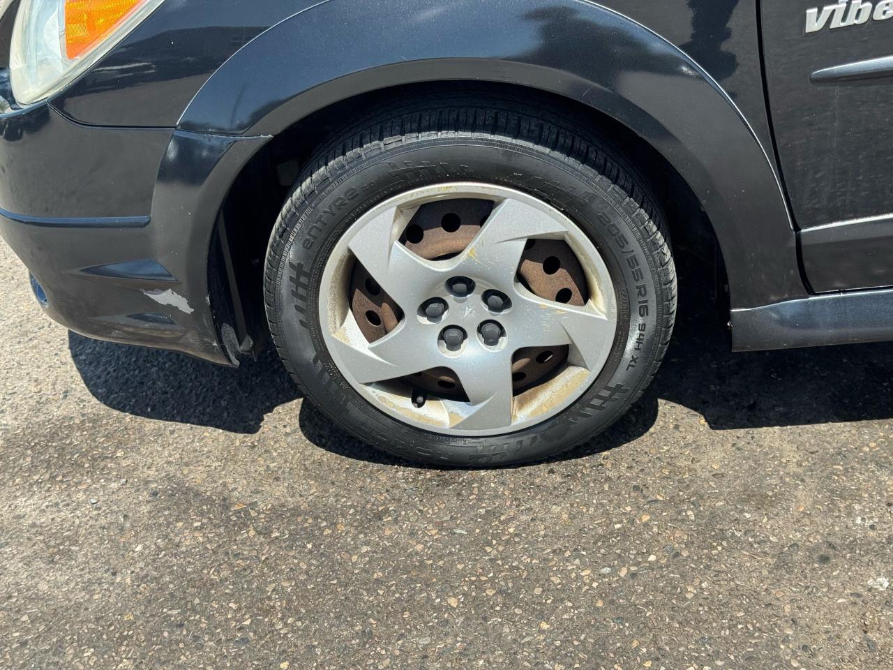 2007 Pontiac Vibe HATCH, TOYOTA ENGINE, AUTO, RELIABLE, AS IS - Photo #14
