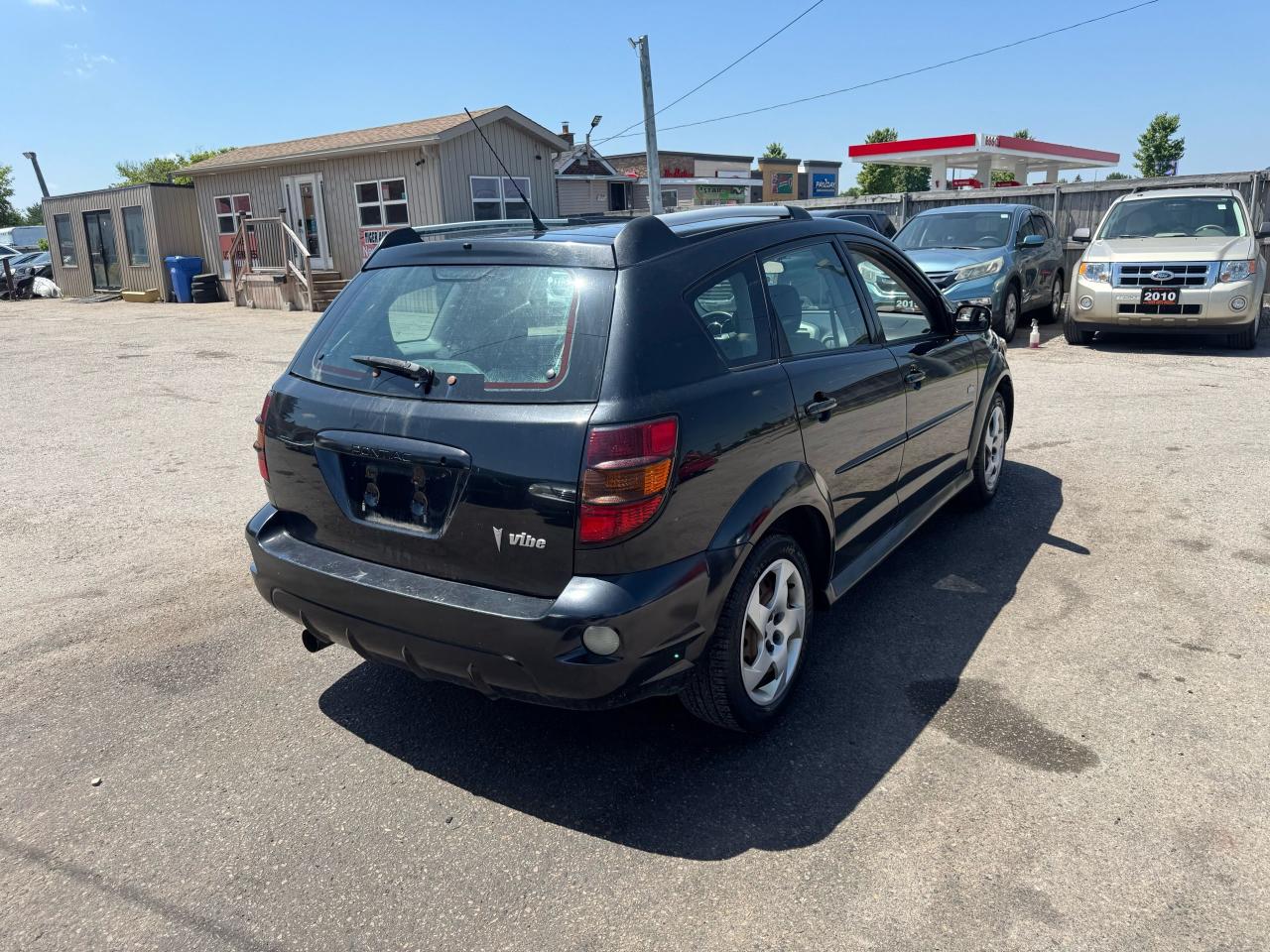 2007 Pontiac Vibe HATCH, TOYOTA ENGINE, AUTO, RELIABLE, AS IS - Photo #4
