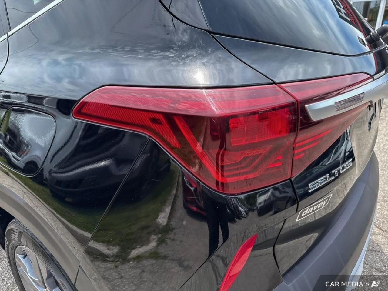 2021 Kia Seltos EX PREMIUM  / AWD / LEATHER / SUNROOF / AUTO - Photo #8