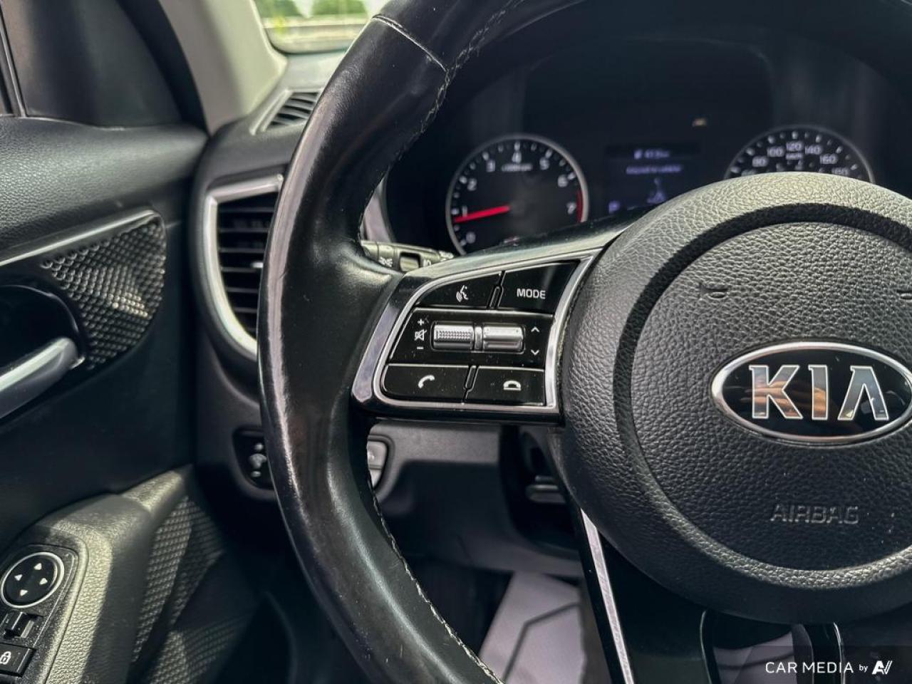 2021 Kia Seltos EX PREMIUM  / AWD / LEATHER / SUNROOF / AUTO - Photo #21