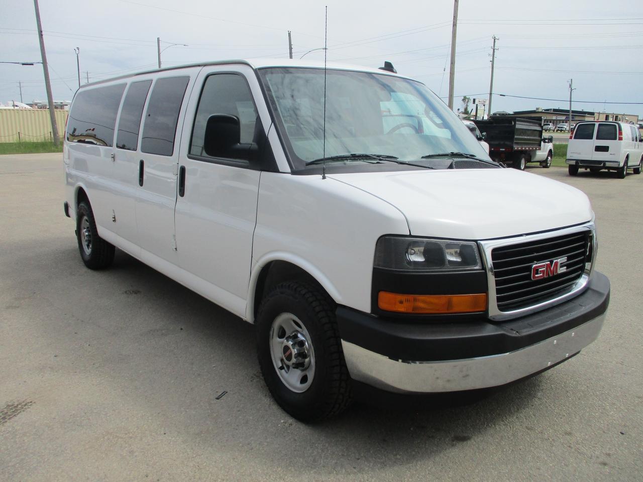 2017 GMC Savana LT - Photo #4