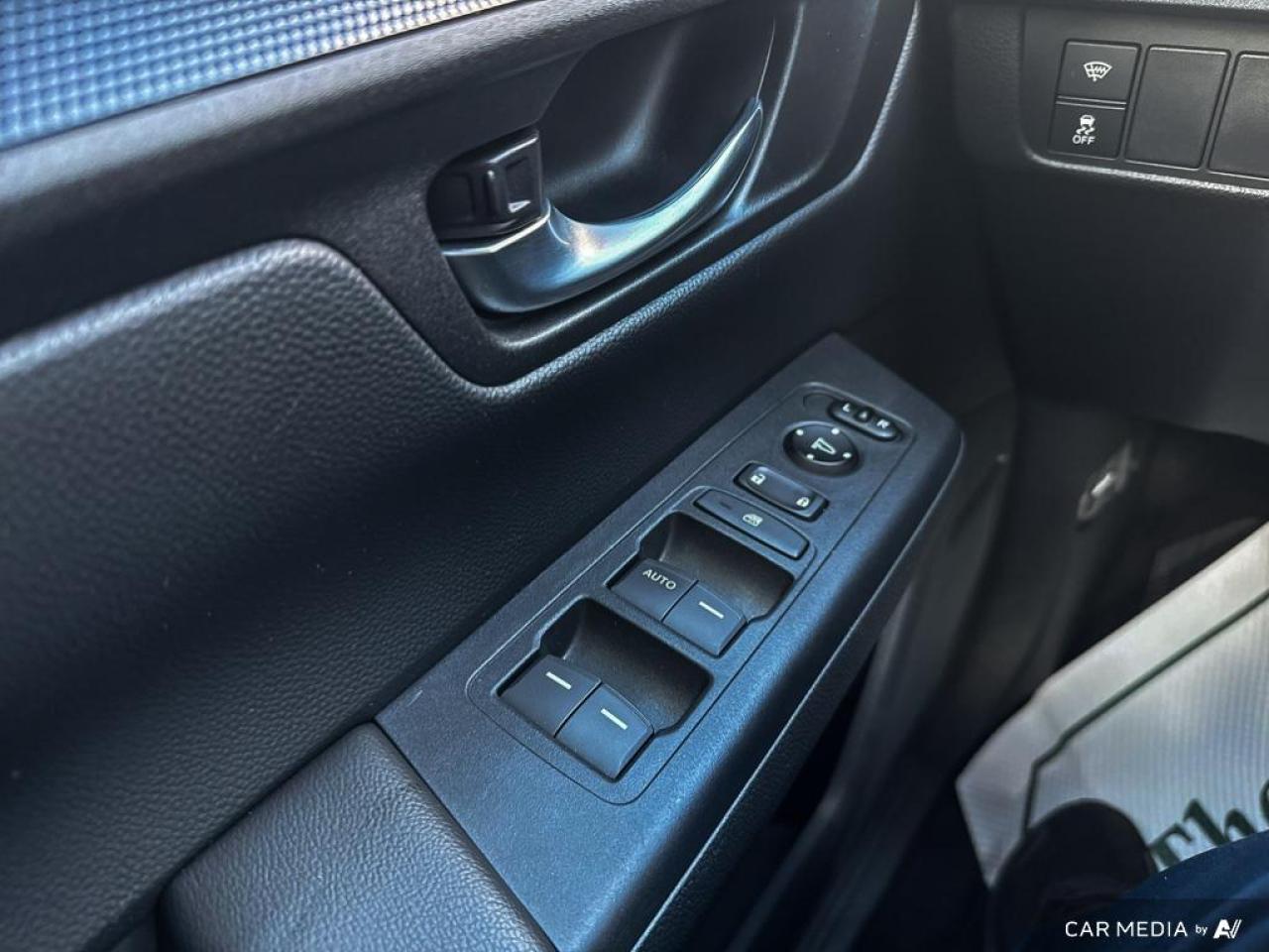 2023 Honda CR-V LX / NO ACCIDENTS / AWD / HTD SEATS / AUTO - Photo #13