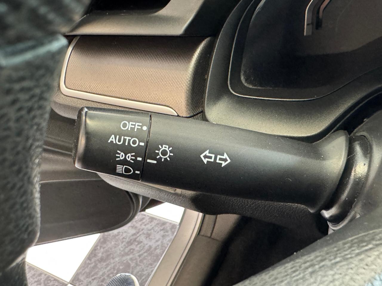 2019 Honda Civic LX+New Tires+Brakes+Adaptive Cruise+REMOTE START Photo44