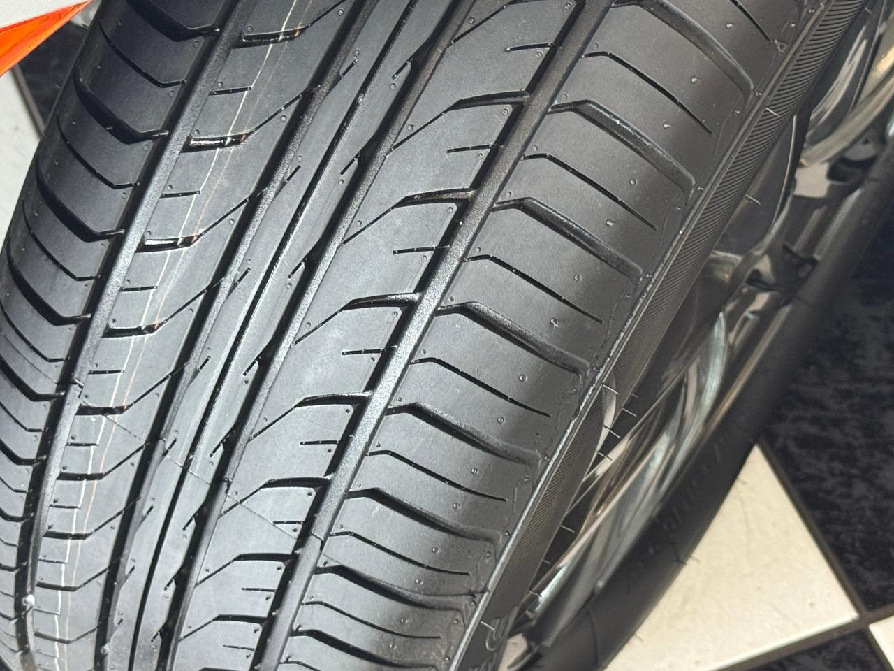 2019 Honda Civic LX+New Tires+Brakes+Adaptive Cruise+REMOTE START Photo3