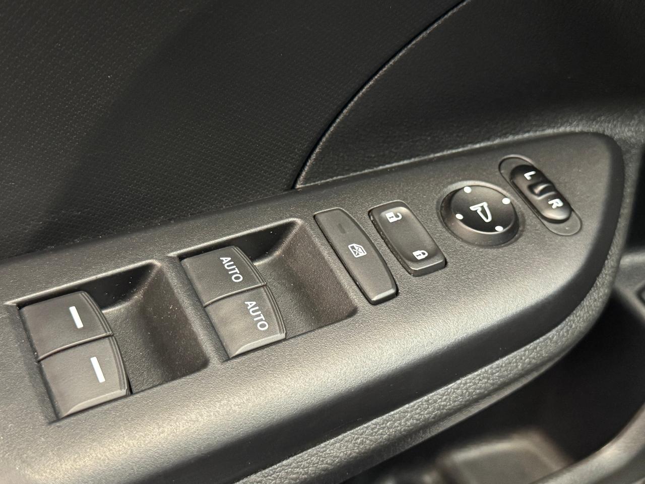 2019 Honda Civic LX+New Tires+Brakes+Adaptive Cruise+REMOTE START - Photo #46