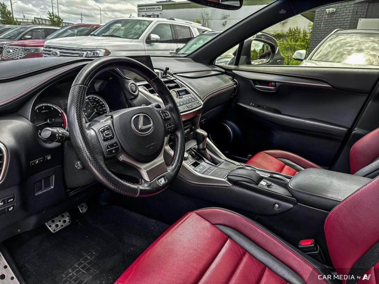 2016 Lexus NX 200t F SPORT / AWD / LEATHER / ROOF / NAV / HTD SEATS - Photo #8