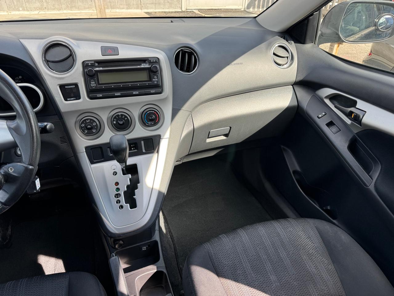 2014 Toyota Matrix  - Photo #23