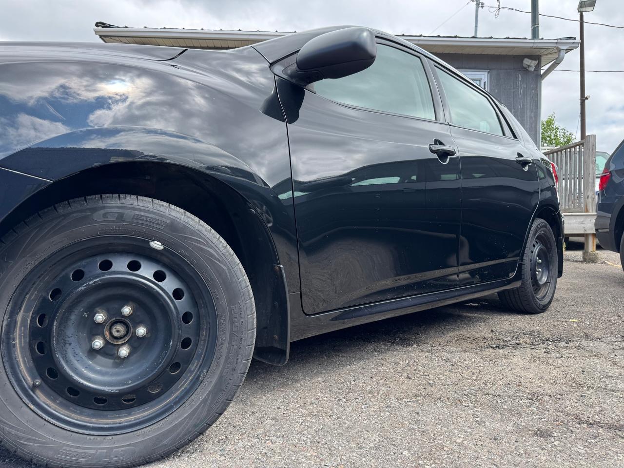 2014 Toyota Matrix  - Photo #5