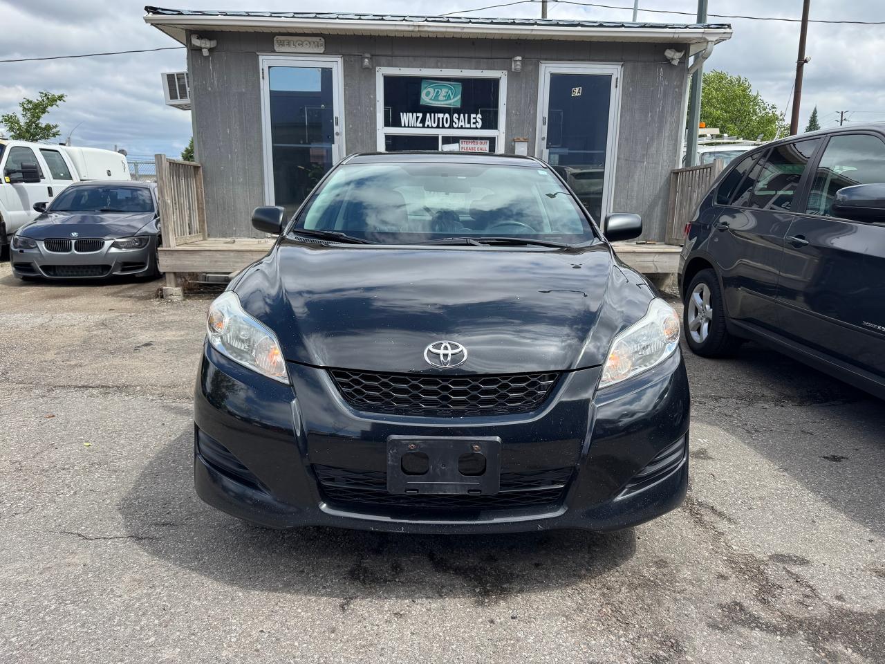 2014 Toyota Matrix  Photo2