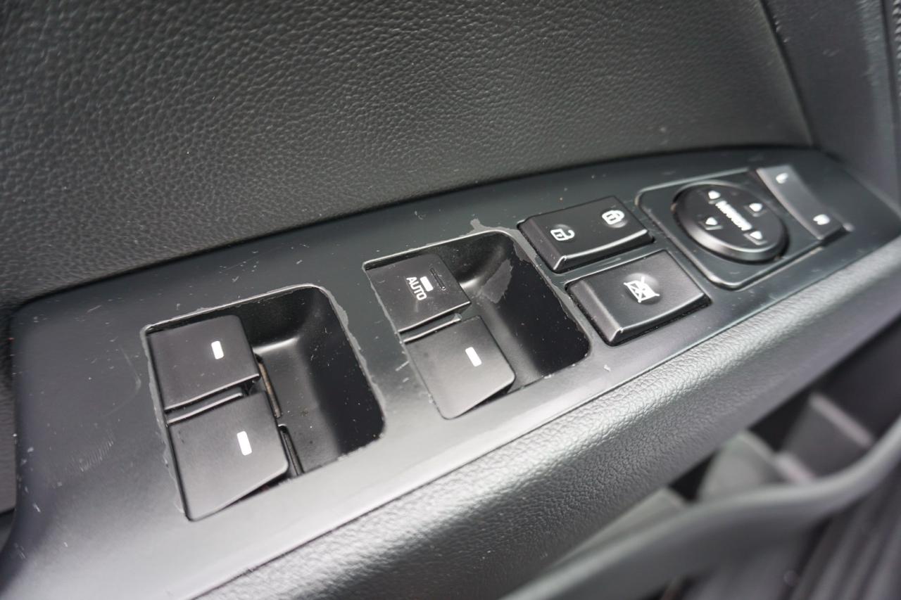 2019 Hyundai Elantra ULTIMATE CERTIFIED *1 OWNER* CAMERA NAV BLUETOOTH LEATHER HEATED SEATS SUNROOF CRUISE ALLOYS - Photo #31