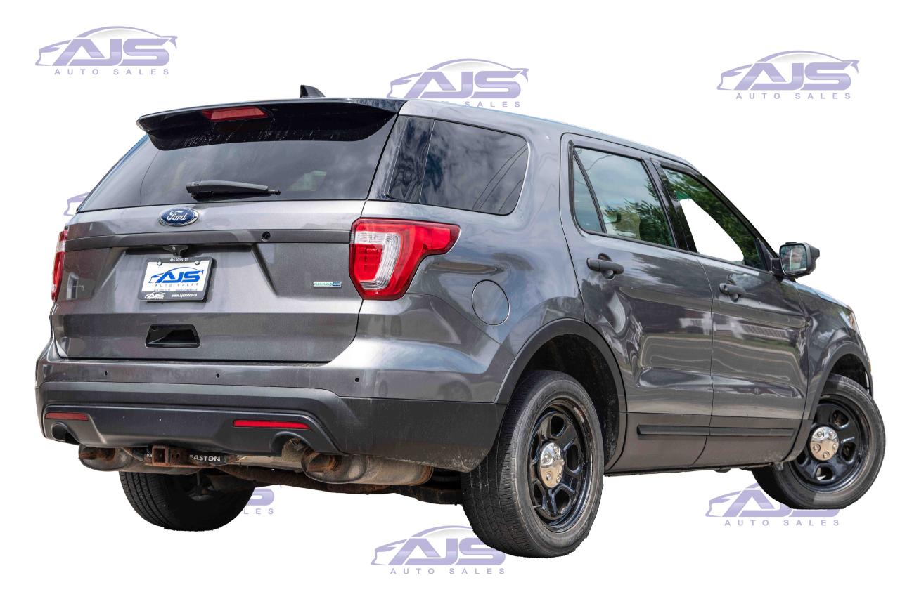 2018 Ford Explorer AWD POLICE INTERCEPTOR UTILITY Photo2