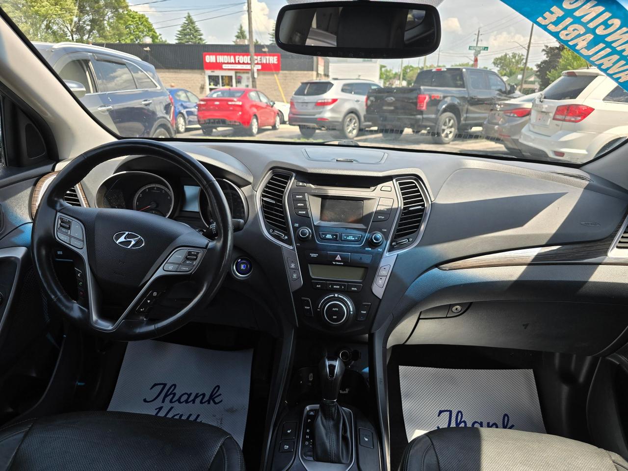 2015 Hyundai Santa Fe XL AWD 4dr 3.3L Auto Luxury - Photo #11