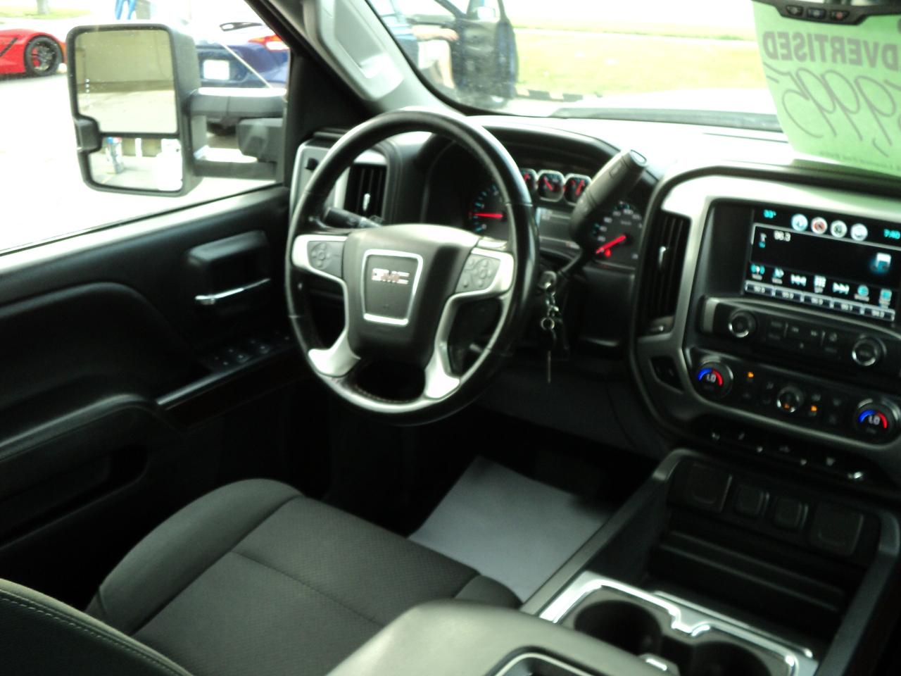 2019 GMC Sierra 3500 HD SLE CrewCab4x4DRW 6.6L8cylDiesel8ftBoxHeatedSea - Photo #16