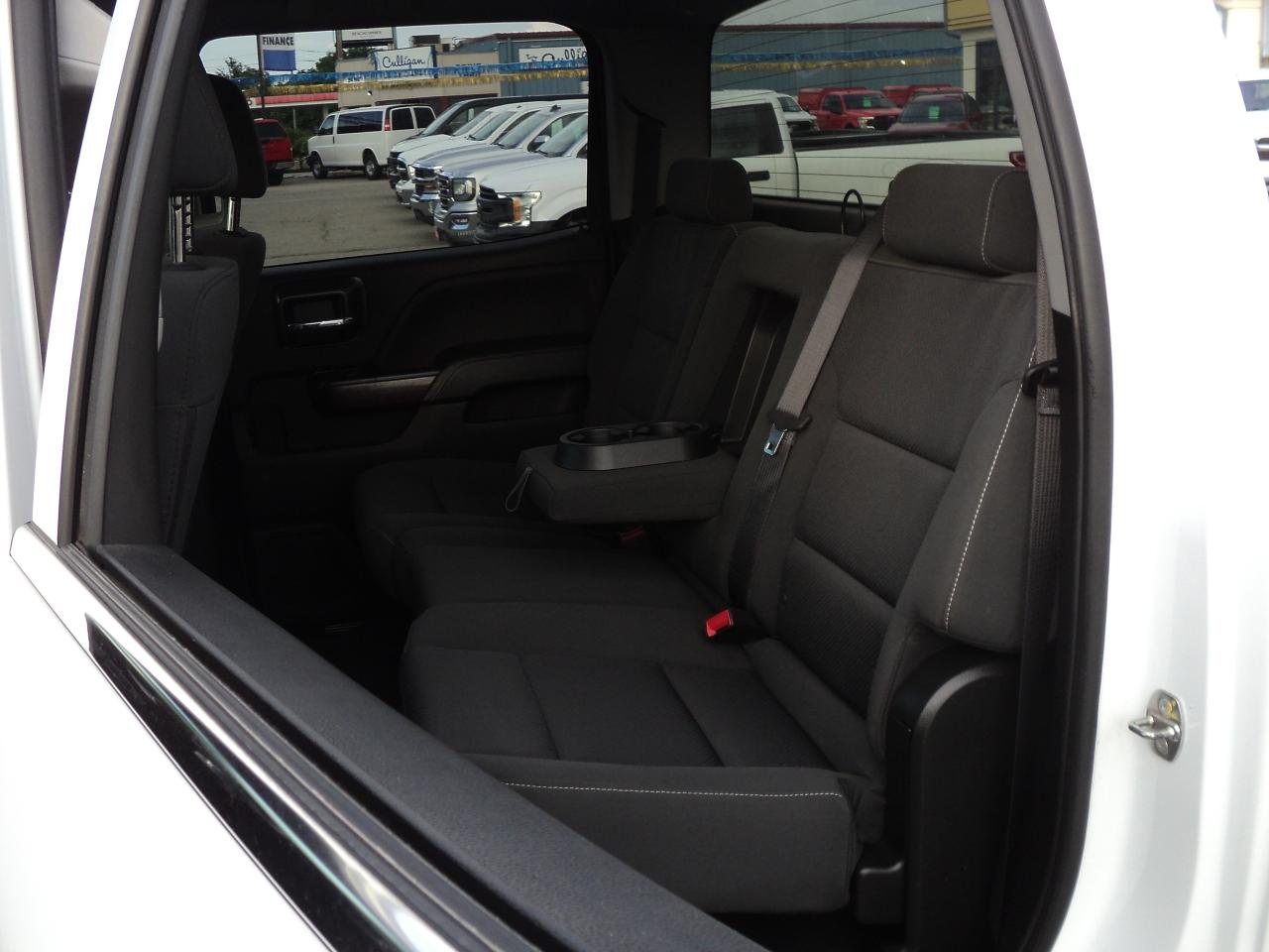 2019 GMC Sierra 3500 HD SLE CrewCab4x4DRW 6.6L8cylDiesel8ftBoxHeatedSea - Photo #14