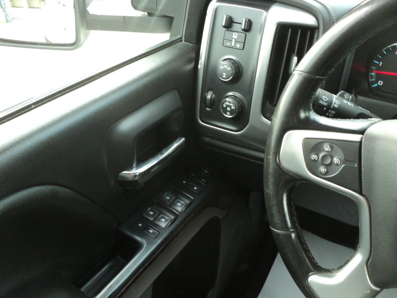 2019 GMC Sierra 3500 HD SLE CrewCab4x4DRW 6.6L8cylDiesel8ftBoxHeatedSea - Photo #20