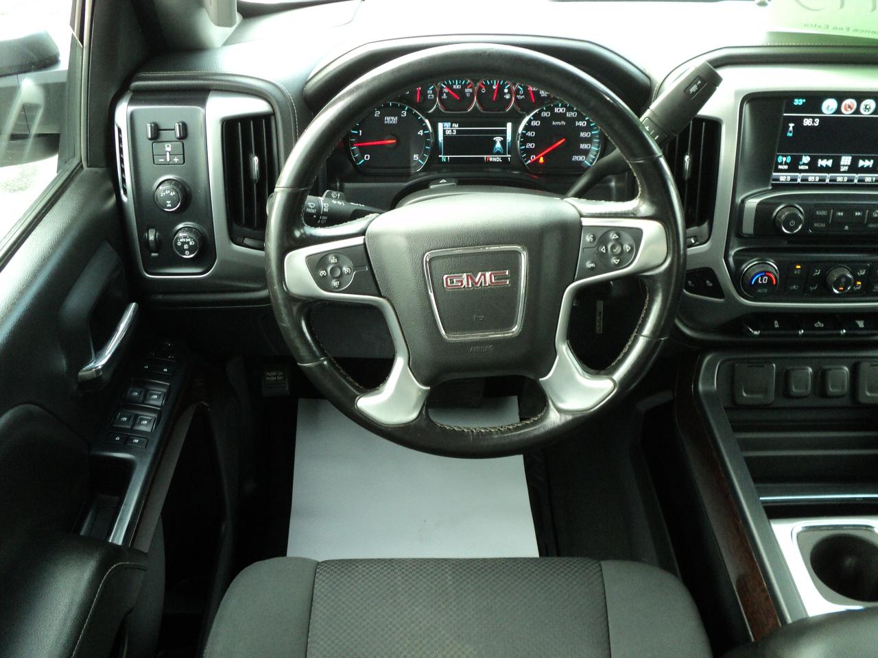 2019 GMC Sierra 3500 HD SLE CrewCab4x4DRW 6.6L8cylDiesel8ftBoxHeatedSea - Photo #15