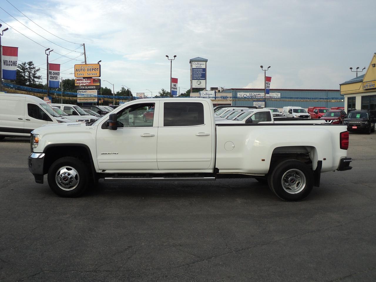 2019 GMC Sierra 3500 HD SLE CrewCab4x4DRW 6.6L8cylDiesel8ftBoxHeatedSea - Photo #7