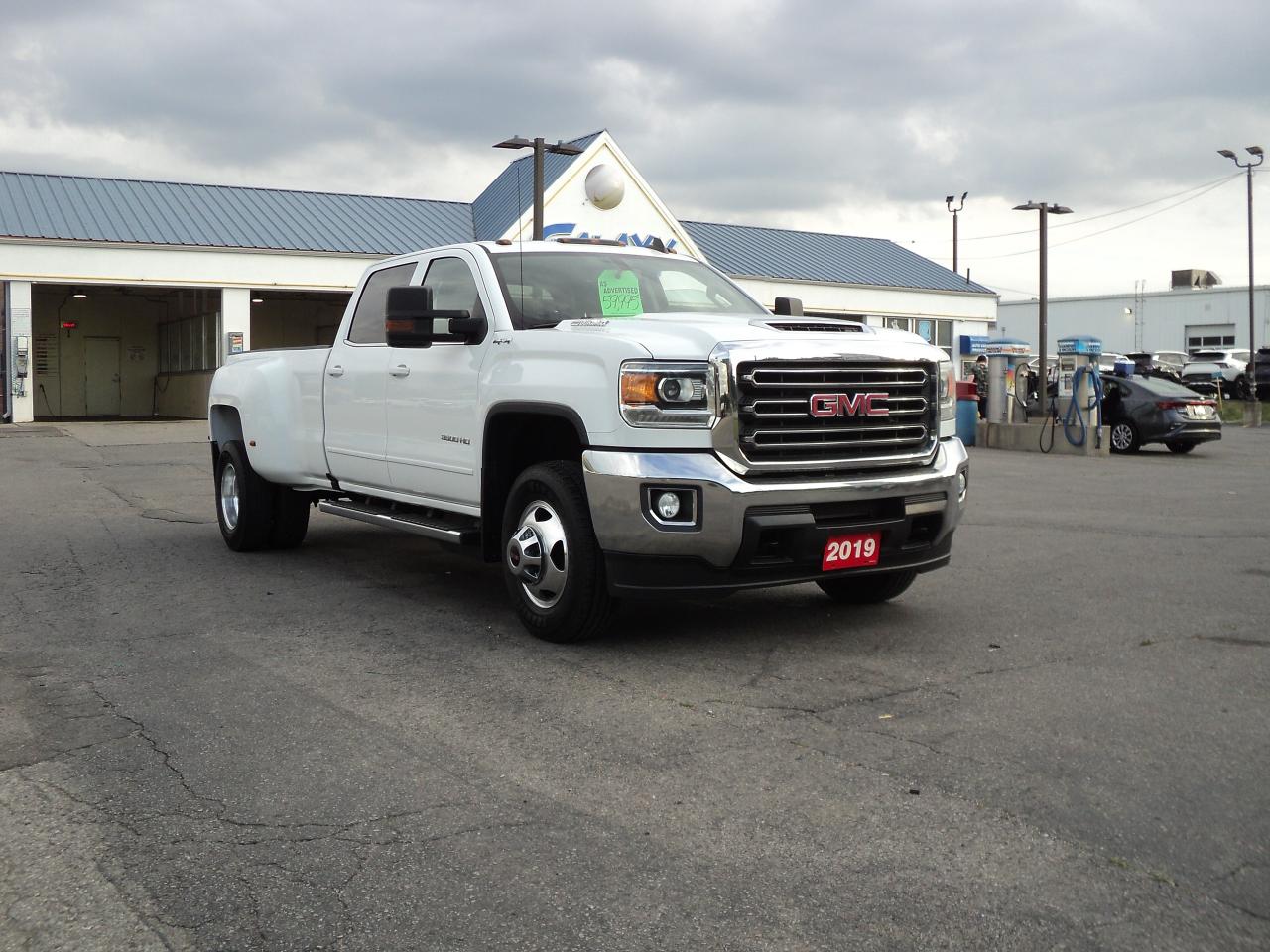 2019 GMC Sierra 3500 HD SLE CrewCab4x4DRW 6.6L8cylDiesel8ftBoxHeatedSea - Photo #5