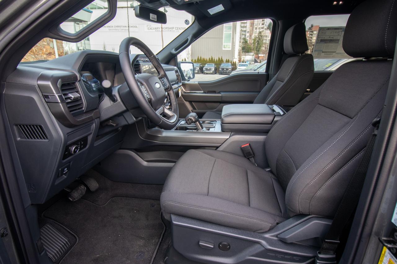 2024 Ford F-150 XLT 4WD SuperCrew 5.5' Box Photo5