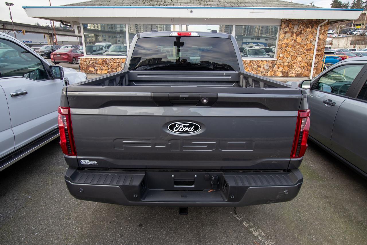2024 Ford F-150 XLT 4WD SuperCrew 5.5' Box Photo5