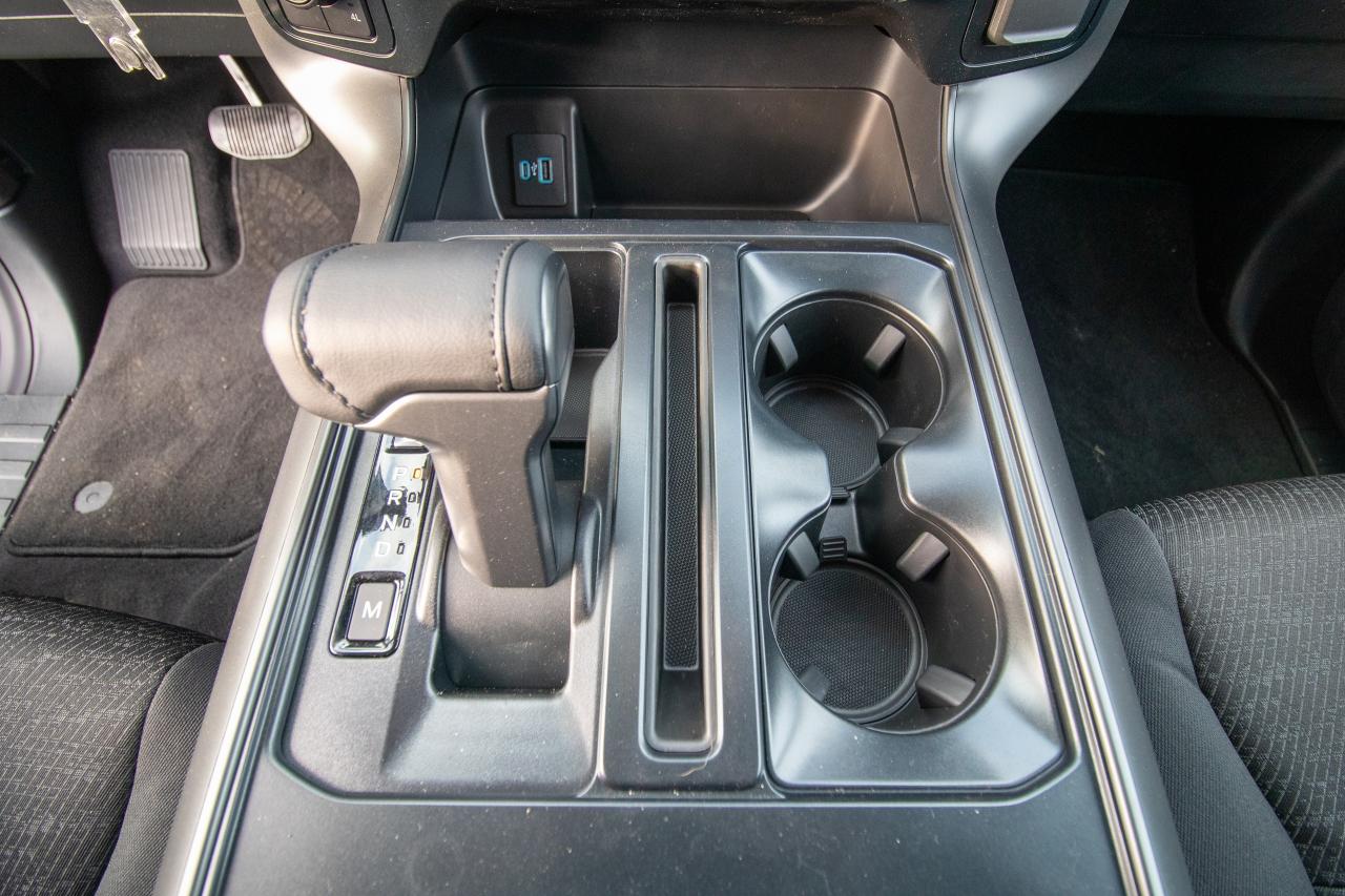 2024 Ford F-150 XLT 4WD SuperCrew 5.5' Box Photo5