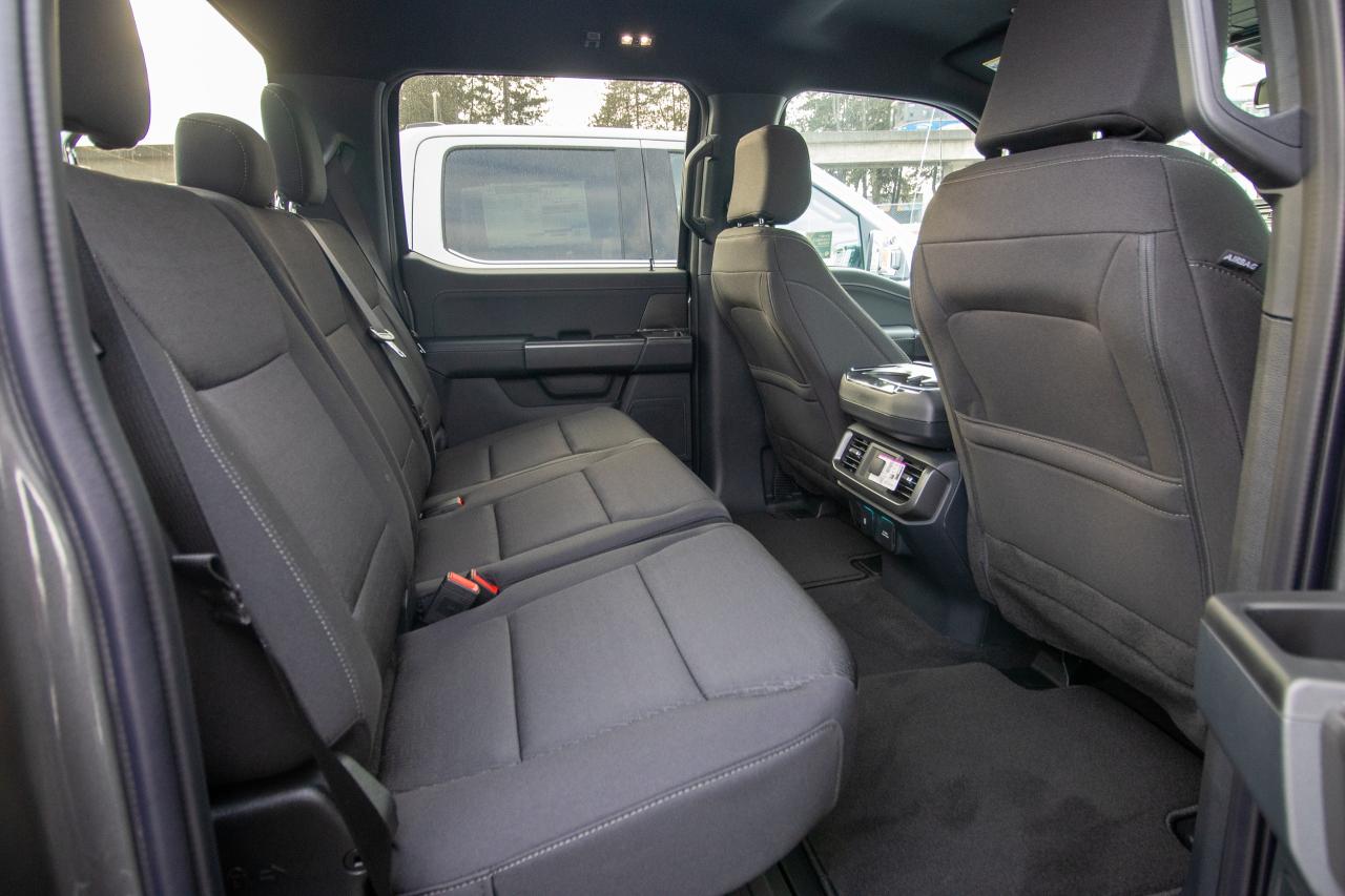 2024 Ford F-150 XLT 4WD SuperCrew 5.5' Box Photo5