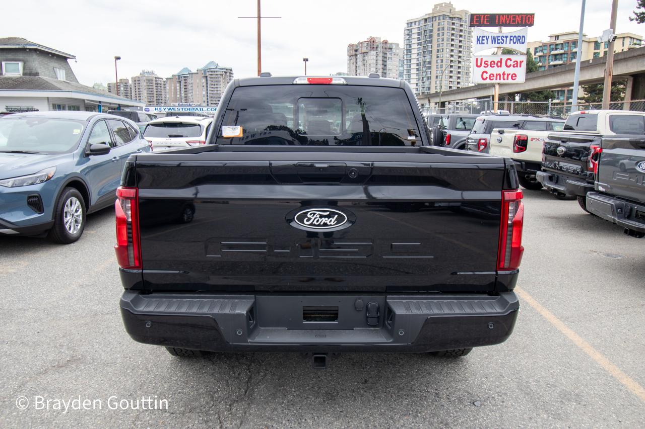 2024 Ford F-150 XLT 4WD SuperCrew 5.5' Box Photo5