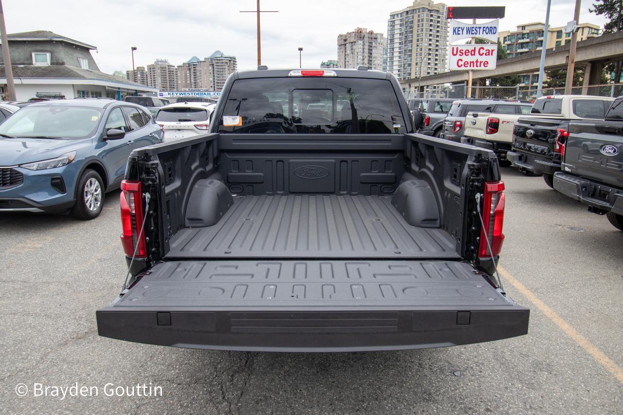 2024 Ford F-150 XLT 4WD SuperCrew 5.5' Box Photo5