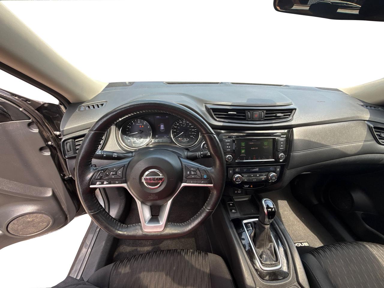 2020 Nissan Rogue  - Photo #13