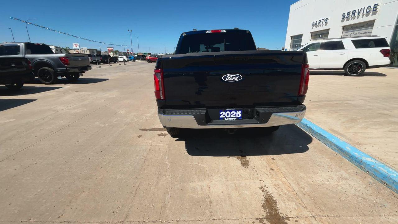 2025 Ford F-150 Lariat 4WD SuperCrew 5.5' Box Photo5