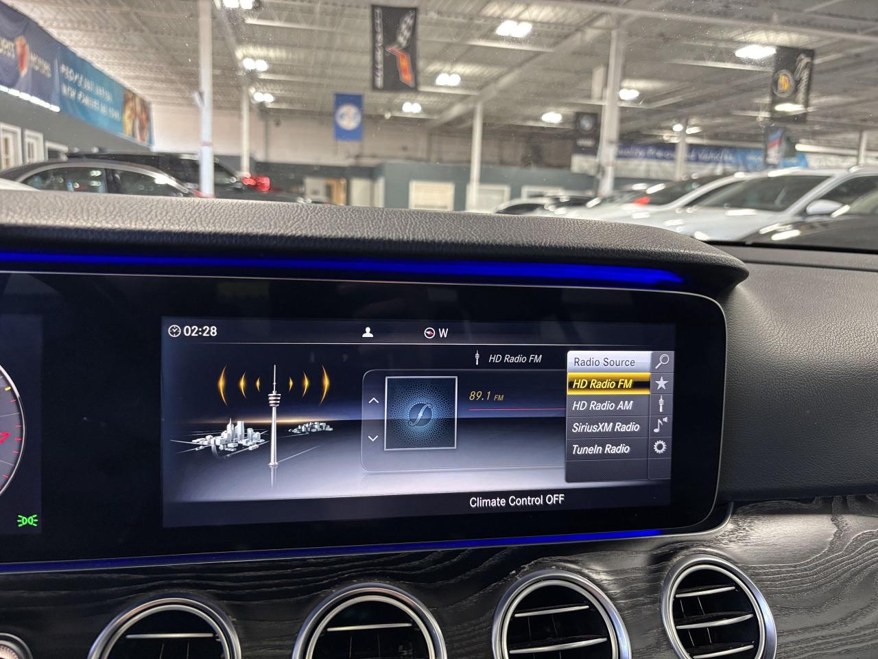 2018 Mercedes-Benz E-Class E300|4MATIC|NAV|WOOD|BURMESTER|AMBIENT|LEATHER|LED - Photo #18