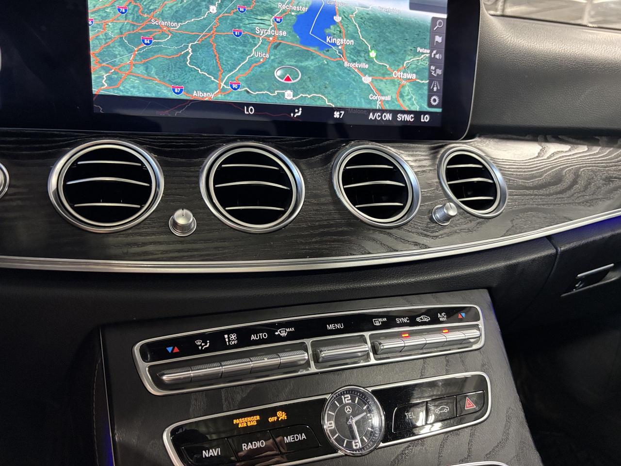 2018 Mercedes-Benz E-Class E300|4MATIC|NAV|WOOD|BURMESTER|AMBIENT|LEATHER|LED - Photo #32