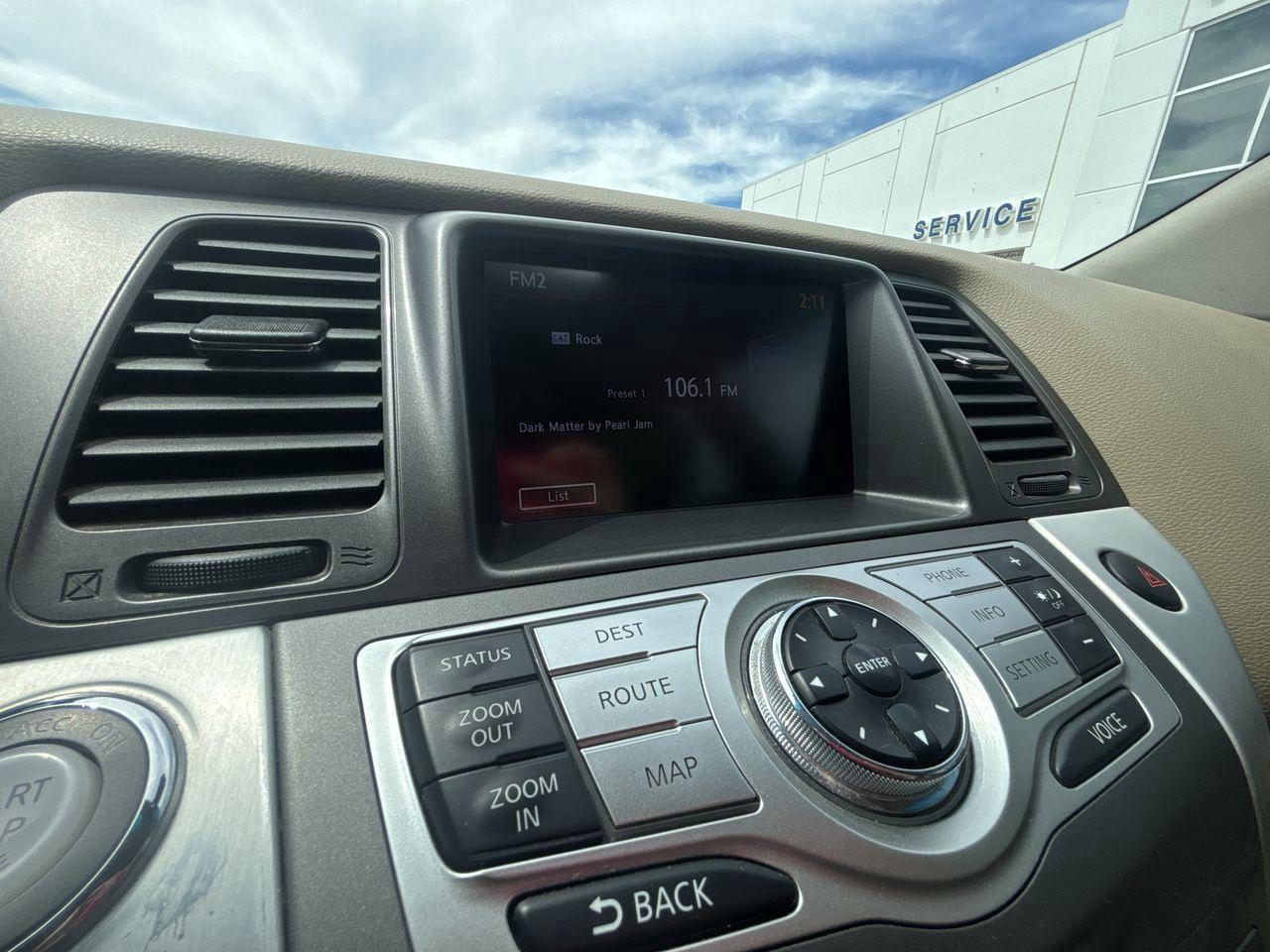 2012 Nissan Murano LE AWD 4dr Photo5