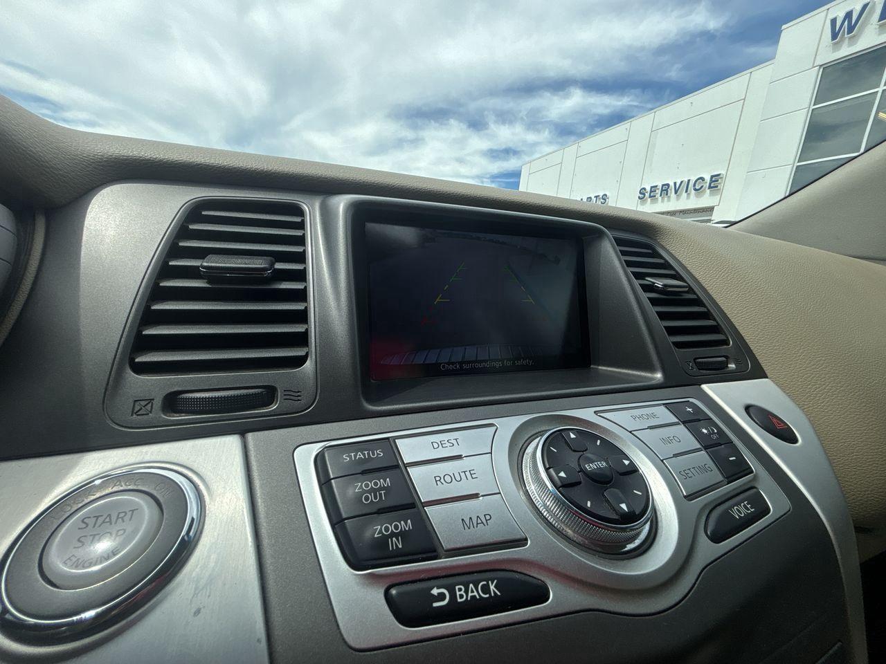 2012 Nissan Murano LE AWD 4dr Photo5